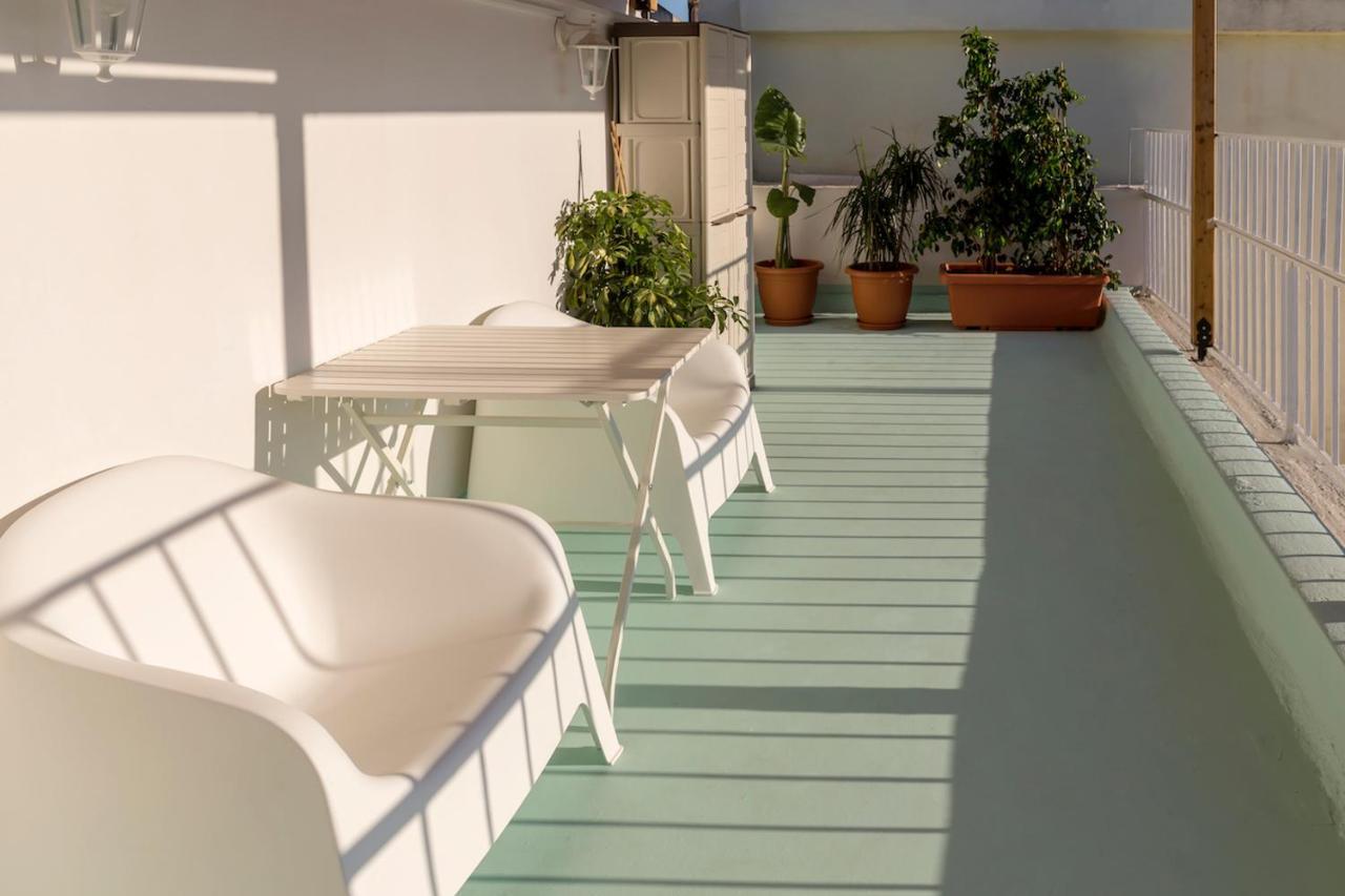 Blue And White Apartment Vipgreece アテネ エクステリア 写真