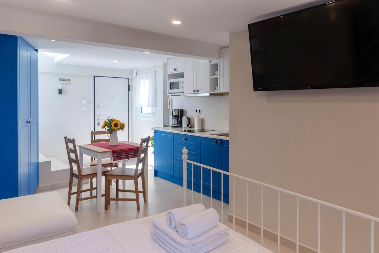 Blue And White Apartment Vipgreece アテネ エクステリア 写真